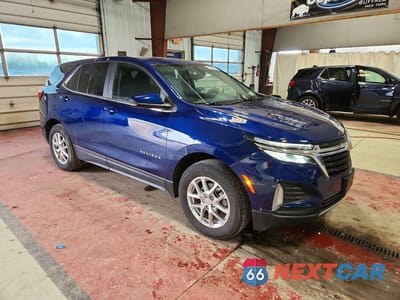 Czwarte zdjęcie samochodu z boku: 2022 CHEVROLET EQUINOX LT VIN:3GNAXUEV8NL148619 - miniatura