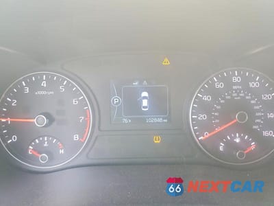 Zdjęcie 9 z 13 samochodu: 2016 KIA OPTIMA EX VIN:5XXGU4L39GG078267 - miniatura