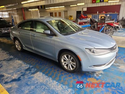 Czwarte zdjęcie samochodu z boku: 2015 CHRYSLER 200 LIMITED VIN:1C3CCCAB4FN734565 - miniatura