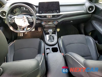 Zdjęcie 8 z 12 samochodu: 2024 KIA FORTE GT-LINE VIN:3KPF54AD7RE826577 - miniatura