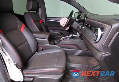Piąte zdjęcie samochodu w środku: 2023 CHEVROLET COLORADO Z71 VIN:1GCPTDEK8P1174538 - miniatura