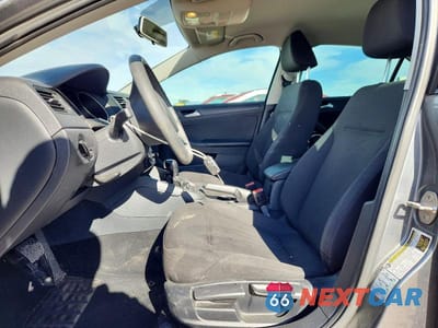 Zdjęcie 7 z 12 samochodu: 2016 VOLKSWAGEN JETTA S VIN:3VW267AJXGM399480 - miniatura