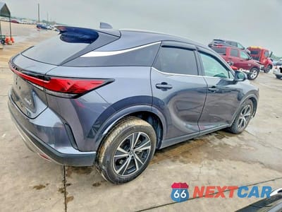 Trzecie zdjęcie samochodu z tyłu: 2025 LEXUS RX 350 PREMIUM VIN:2T2BAMBA2SC057260 - miniatura