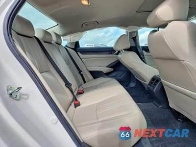 Zdjęcie 10 z 12 samochodu: 2022 HONDA ACCORD EXL VIN:1HGCV1F50NA016936 - miniatura