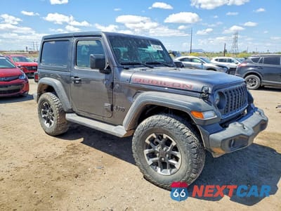 Czwarte zdjęcie samochodu z boku: 2025 JEEP WRANGLER SPORT VIN:1C4PJXAN0SW582440 - miniatura