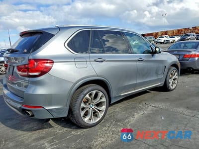 Trzecie zdjęcie samochodu z tyłu: 2016 BMW X5 XDRIVE35D VIN:5UXKS4C5XG0N15324 - miniatura