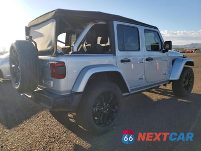 Trzecie zdjęcie samochodu z tyłu: 2024 JEEP WRANGLER SAHARA 4XE VIN:1C4RJXP65RW255003 - miniatura