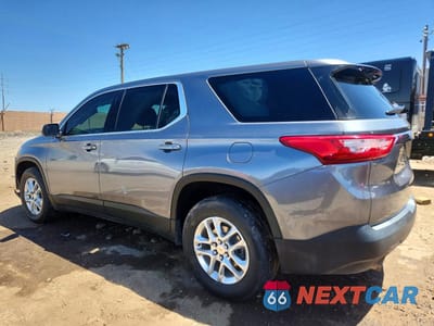 Drugie zdjęcie samochodu z przodu: 2021 CHEVROLET TRAVERSE LS VIN:1GNERFKW3MJ209031 - miniatura