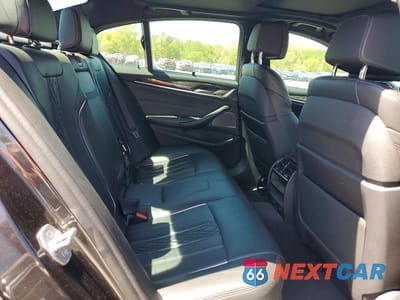 Zdjęcie 10 z 12 samochodu: 2019 BMW 540 I VIN:WBAJE5C56KWW06393 - miniatura