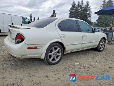 Trzecie zdjęcie samochodu z tyłu: 2001 NISSAN MAXIMA GXE VIN:JN1CA31A01T318884 - miniatura