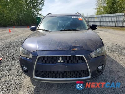 Piąte zdjęcie samochodu w środku: 2011 MITSUBISHI OUTLANDER SE VIN:JA4AS3AW9BU031482 - miniatura