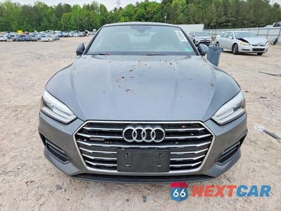 Piąte zdjęcie samochodu w środku: 2018 AUDI A5 PREMIUM VIN:WAUNNAF52JA001191 - miniatura