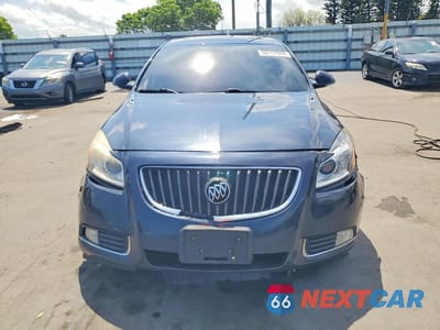 Piąte zdjęcie samochodu w środku: 2013 BUICK REGAL PREMIUM VIN:2G4GT5GV9D9163581 - miniatura