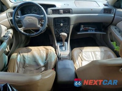 Zdjęcie 8 z 12 samochodu: 2001 TOYOTA CAMRY LE VIN:4T1BG22K21U810959 - miniatura