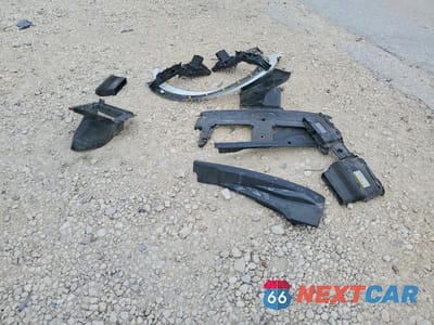 Zdjęcie 12 z 13 samochodu: 2023 AUDI Q8 PREMIUM VIN:WA1AVBF16PD012426 - miniatura