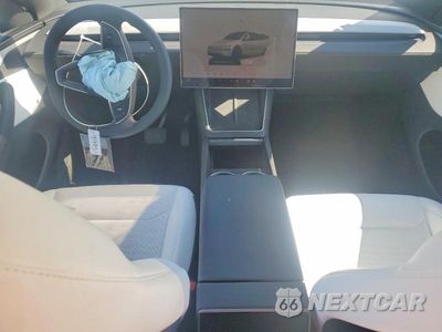 Zdjęcie 8 z 14 samochodu: 2026 TESLA MODEL Y VIN:7SAYGDED9TA659945 - miniatura