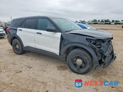 Czwarte zdjęcie samochodu z boku: 2020 FORD EXPLORER POLICE INTERCEPTOR VIN:1FM5K8AB0LGB85074 - miniatura