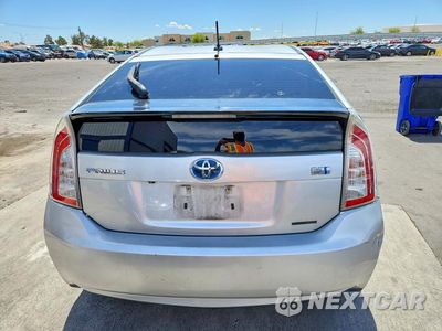 Zdjęcie 6 z 12 samochodu: 2012 TOYOTA PRIUS FOUR VIN:JTDKN3DU4C5488756 - miniatura