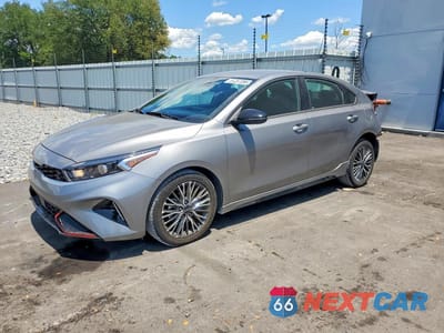 2024 KIA FORTE GT LINE 3KPF54AD8RE801560 - główne zdjęcie licytacji z USA - miniatura