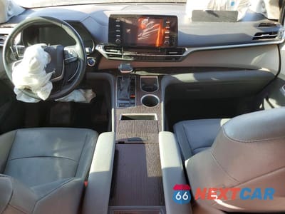 Zdjęcie 8 z 13 samochodu: 2022 TOYOTA SIENNA XLE VIN:5TDJSKFC9NS044854 - miniatura