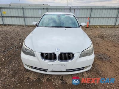Piąte zdjęcie samochodu w środku: 2010 BMW 528 XI VIN:WBANV1C51AC156744 - miniatura