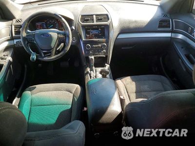 Zdjęcie 8 z 13 samochodu: 2016 FORD EXPLORER XLT VIN:1FM5K7D81GGA55112 - miniatura