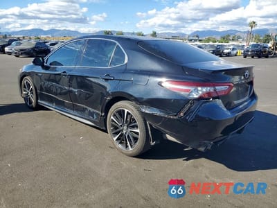 Drugie zdjęcie samochodu z przodu: 2018 TOYOTA CAMRY XSE VIN:4T1B61HK4JU107187 - miniatura