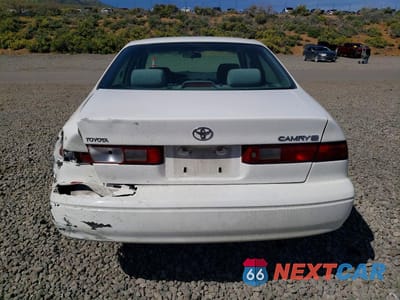 Zdjęcie 6 z 12 samochodu: 1997 TOYOTA CAMRY LE VIN:JT2BG22K9V0010508 - miniatura