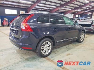 Trzecie zdjęcie samochodu z tyłu: 2016 VOLVO XC60 T5 PREMIER VIN:YV4612RK8G2830339 - miniatura