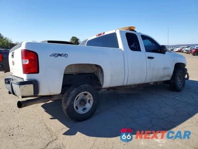 Trzecie zdjęcie samochodu z tyłu: 2007 CHEVROLET SILVERADO K2500 HEAVY DUTY VIN:1GCHK29687E554433 - miniatura