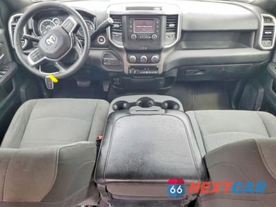 Zdjęcie 8 z 12 samochodu: 2021 RAM 3500 BIG HORN VIN:3C63RRHL0MG513974 - miniatura