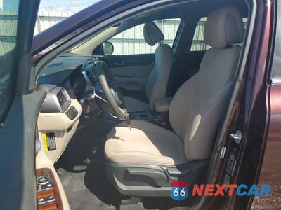 Zdjęcie 7 z 13 samochodu: 2016 KIA SORENTO LX VIN:5XYPG4A3XGG027043 - miniatura
