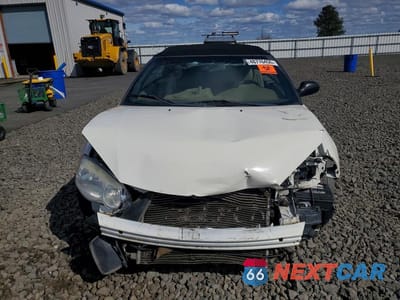 Piąte zdjęcie samochodu w środku: 2004 CHRYSLER SEBRING LXI VIN:1C3EL55R54N113957 - miniatura