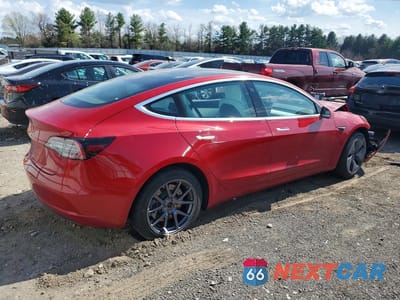 Trzecie zdjęcie samochodu z tyłu: 2019 TESLA MODEL 3 VIN:5YJ3E1EA3KF312288 - miniatura