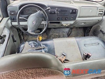 Zdjęcie 8 z 12 samochodu: 2007 FORD F250 SUPER DUTY VIN:1FTSW205X7EA36080 - miniatura