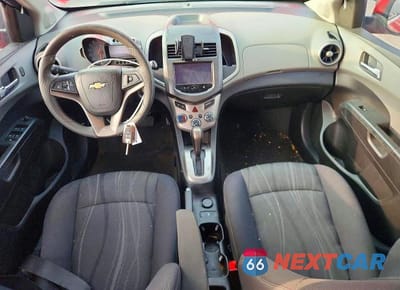 Zdjęcie 8 z 12 samochodu: 2016 CHEVROLET SONIC LT VIN:1G1JC6SH7G4103204 - miniatura