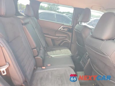 Zdjęcie 10 z 11 samochodu: 2023 MITSUBISHI OUTLANDER SE VIN:JA4J3UA85PZ016377 - miniatura