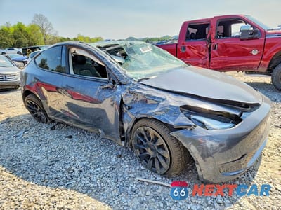 Czwarte zdjęcie samochodu z boku: 2021 TESLA MODEL Y VIN:5YJYGDEE9MF077368 - miniatura