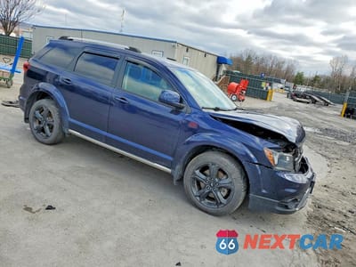 Czwarte zdjęcie samochodu z boku: 2019 DODGE JOURNEY CROSSROAD VIN:3C4PDDGG2KT795216 - miniatura