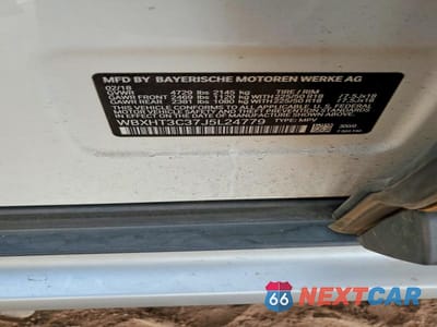 Zdjęcie 12 z 12 samochodu: 2018 BMW X1 XDRIVE28I VIN:WBXHT3C37J5L24779 - miniatura