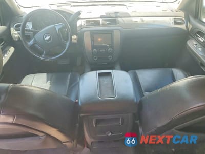 Zdjęcie 8 z 12 samochodu: 2007 CHEVROLET TAHOE C1500 VIN:1GNEC03017R420081 - miniatura