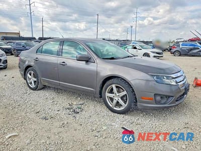 Czwarte zdjęcie samochodu z boku: 2010 FORD FUSION SE VIN:3FAHP0HA1AR262872 - miniatura