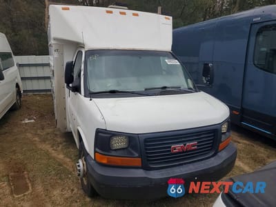 Piąte zdjęcie samochodu w środku: 2004 GMC SAVANA CUTAWAY G3500 VIN:1GDJG31U241199552 - miniatura