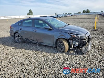Czwarte zdjęcie samochodu z boku: 2022 KIA FORTE LXS VIN:3KPF24AD5NE497039 - miniatura