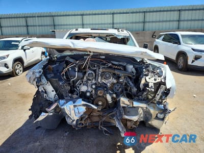 Piąte zdjęcie samochodu w środku: 2016 CHEVROLET SILVERADO K3500 LTZ VIN:1GC4K0E86GF140295 - miniatura