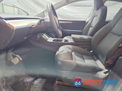 Zdjęcie 7 z 12 samochodu: 2024 TESLA MODEL Y VIN:7SAYGDEE7RA290469 - miniatura