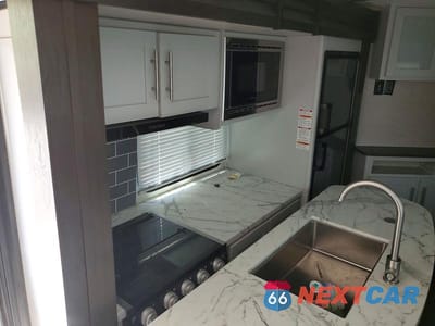Zdjęcie 8 z 10 samochodu: 2020 KEYSTONE BULLET CAMPER VIN:4YDT33025LT433322 - miniatura