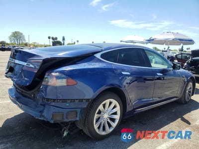 Trzecie zdjęcie samochodu z tyłu: 2018 TESLA MODEL S VIN:5YJSA1E25JF278479 - miniatura