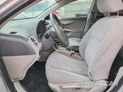 Zdjęcie 7 z 12 samochodu: 2010 TOYOTA COROLLA LE VIN:JTDBU4EE2A9099104 - miniatura
