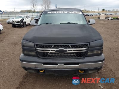 Piąte zdjęcie samochodu w środku: 2006 CHEVROLET SILVERADO C1500 VIN:1GCEC14X06Z139740 - miniatura